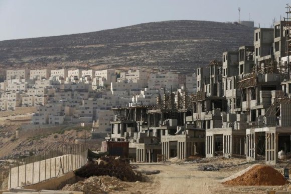 La colonie juive de Givat Zeev, près de Jérusalem, en Cisjordanie, le 17 octobre 2013. Photo Baz Ratner. Reuters